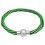 Náramek s ocelovým uzávěrem v zelené barvě s elegantním designem, ideální pro každodenní nošení.